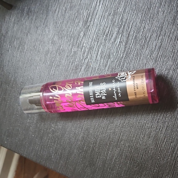Bath & Body Works Emily in Paris Collection Champange in Paris  Fragrance Mist - Picture 3 of 4